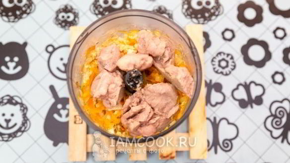 ШАГ 5. яичный паштет с печенью трески и овощами