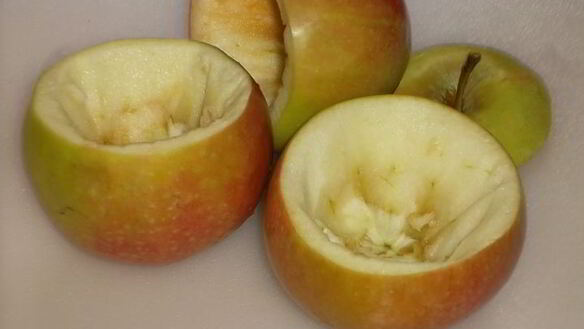 ШАГ 8. печеные яблоки, фаршированные рисом