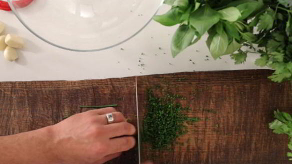 ШАГ 2. пхали из замороженного шпината