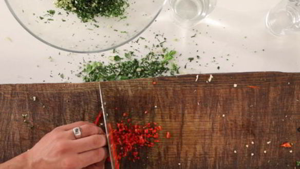 ШАГ 5. пхали из замороженного шпината