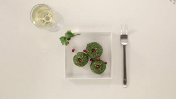 ШАГ 7. пхали из замороженного шпината