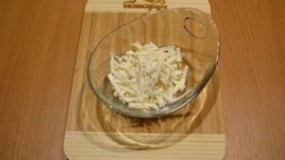 ШАГ 2. помидоры с брынзой