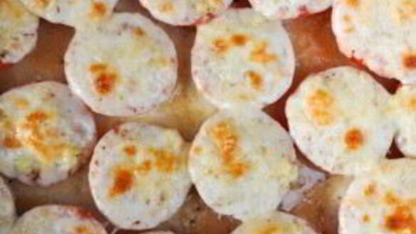 ШАГ 5. помидоры с чесноком и сыром