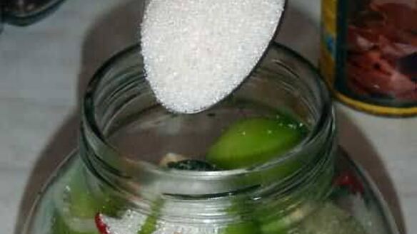 ШАГ 45. помидоры, зеленые фаршированные