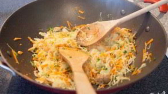 ШАГ 6. спринг роллы с курицей