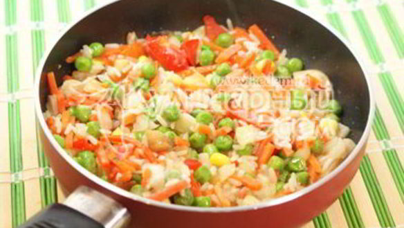 ШАГ 2. капустные рулетики в омлете