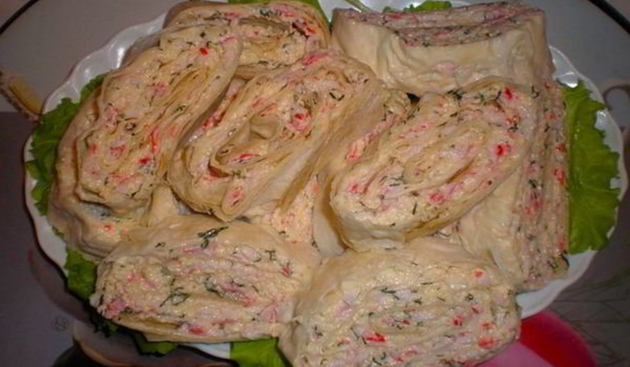 Рецепт крабовый рулет из лаваша на закуску