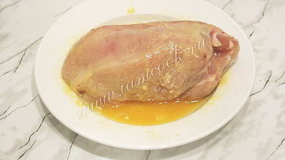 ШАГ 14. куриные рулетики с ананасами и сыром