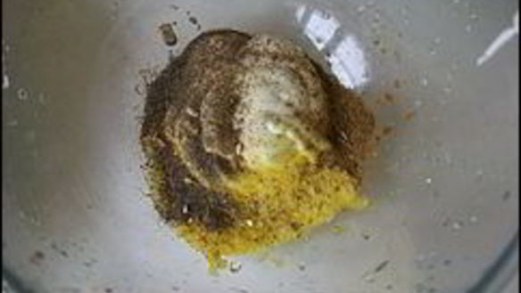 ШАГ 4. куриные рулетики с сырной начинкой запеченные с картошкой под сливочным соусом