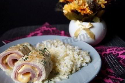 Куриные рулетики с ветчиной и сыром