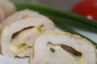 Куриные рулеты с сырной начинкой