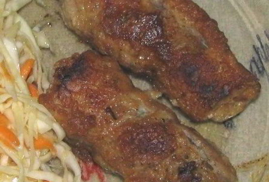 Мясной рулет с овощами