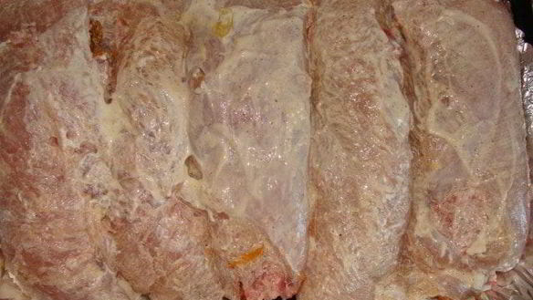 ШАГ 6. мясной рулет с сухофруктами