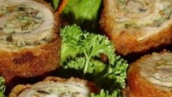 ШАГ 8. рулет из грудинки