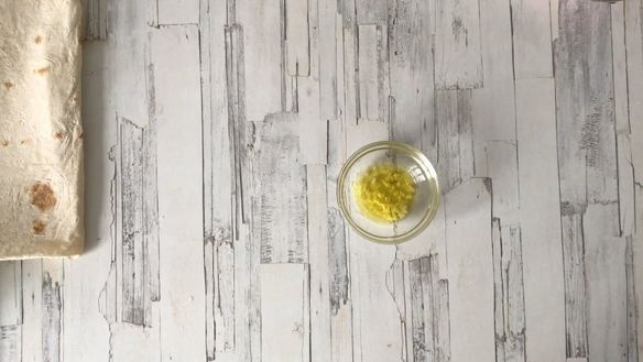 ШАГ 3. рулет из лаваша с ветчиной и сыром