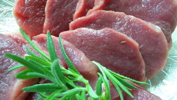 ШАГ 3. рулет из мясной вырезки с вишней