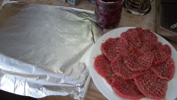 ШАГ 8. рулет из мясной вырезки с вишней