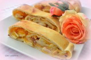 Рулет из сметанного теста с тыквенно-яблочной начинкой