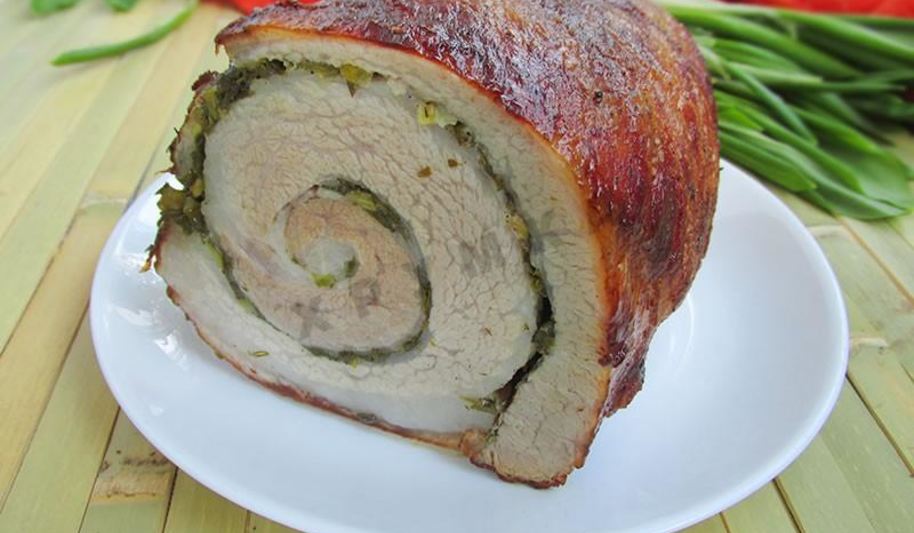 Рецепт рулет из свинины с черемшой и укропом