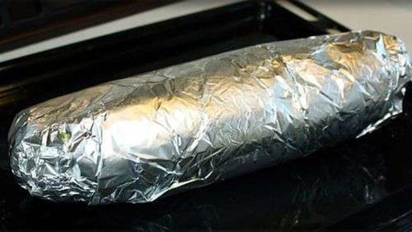 ШАГ 24. рулет из свинного подбрюшья