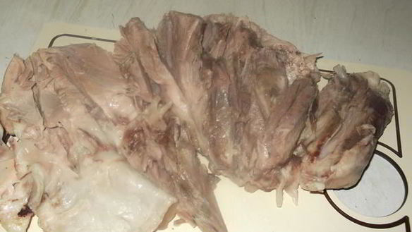 ШАГ 5. рулет из свиной рульки с грибами