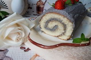 Рулет с черемухой и рикоттой