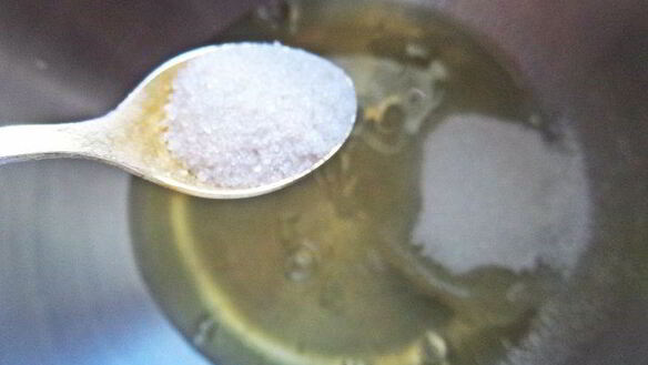 ШАГ 2. рулет с творогом и черникой