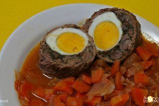 Рулет с яйцом и зеленью