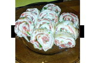 Рулет сливочный с форелью