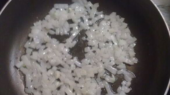 ШАГ 2. рулетик из свининки с броколи