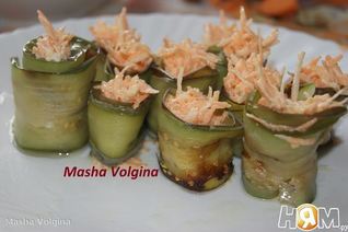 Рулетики из баклажан и моркови