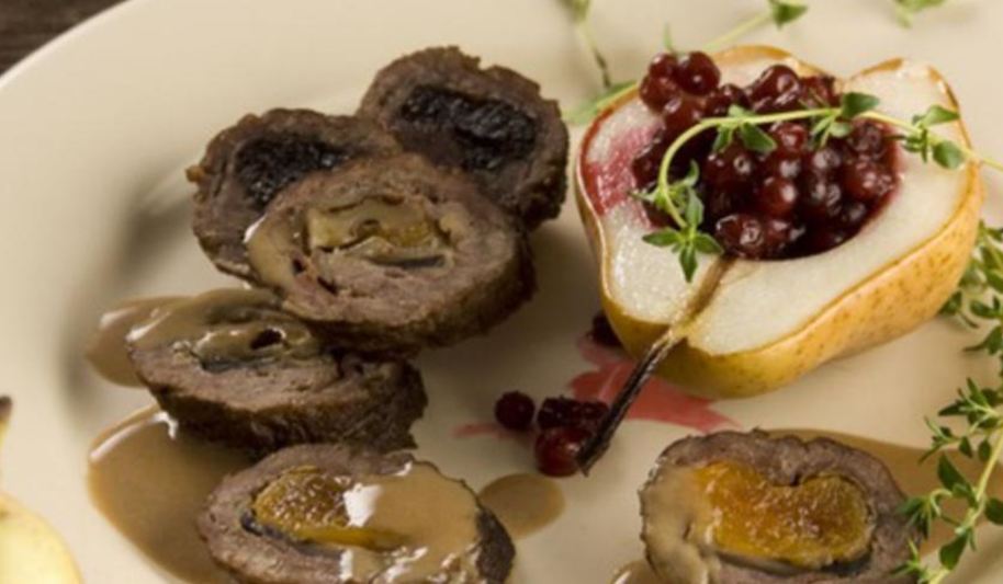 Рецепт рулетики из оленины по-чешски