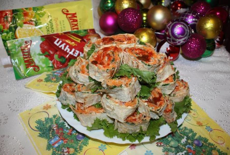 Рулеты с морковью по-корейски