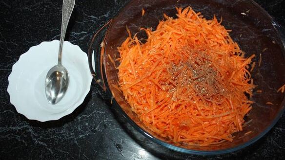 ШАГ 3. рулеты с морковью по-корейски