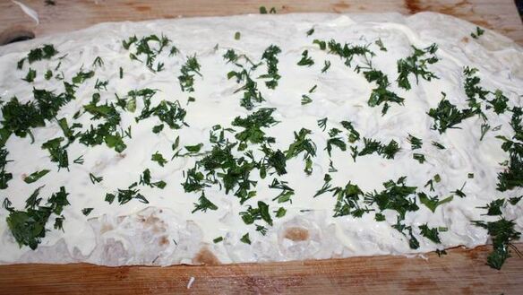 ШАГ 8. рулеты с морковью по-корейски