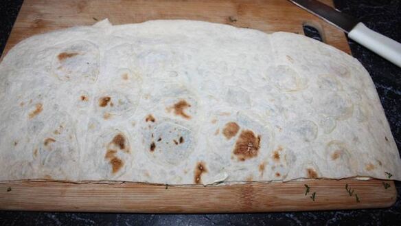 ШАГ 9. рулеты с морковью по-корейски