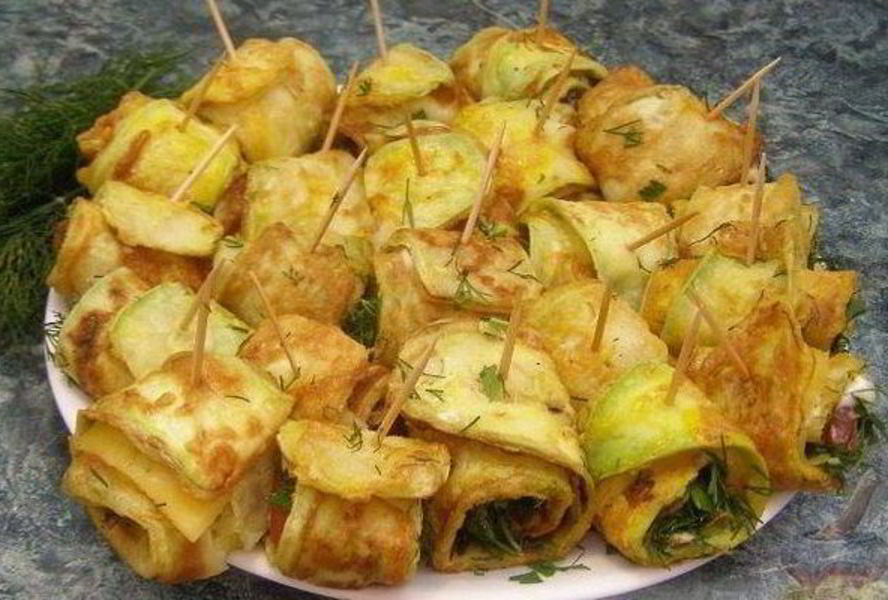 Рулеты Тещин язык из кабачка