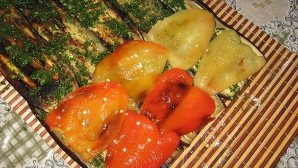 ШАГ 6. закусочный баклажанный рулет