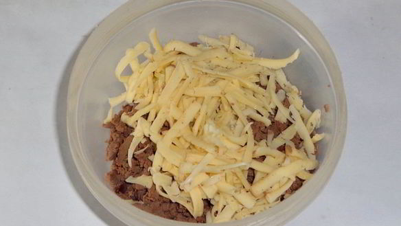 ШАГ 7. закусочный рулет с утиной печенью и сыром