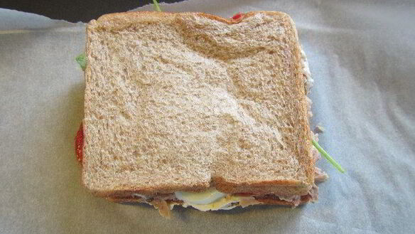 ШАГ 9. сэндвич с тунцом