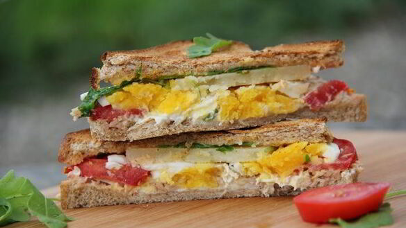 ШАГ 10. сэндвич с тунцом