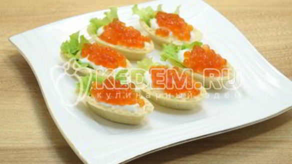 ШАГ 4. тарталетки с икрой