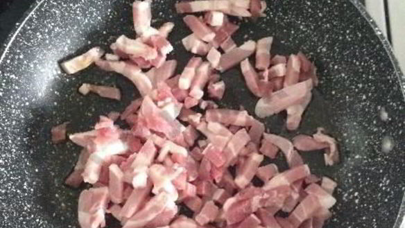 ШАГ 4. тарт фламбе с беконом