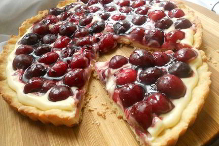 Тарт с маскарпоне и черешней