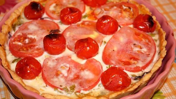 ШАГ 10. тарт с помидорами, фетой и зеленью