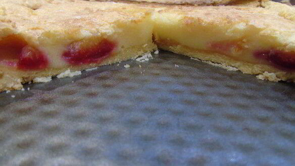 ШАГ 10. тарт со сливой