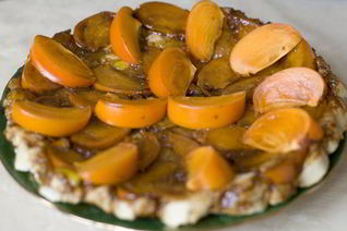 Тарт татэн с хурмой