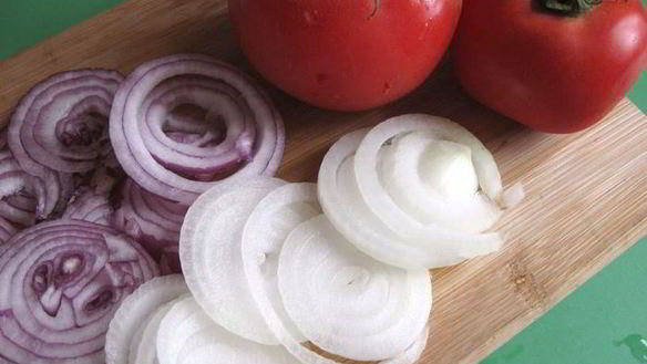 ШАГ 2. тортилья с курицей, помидорами и сыром