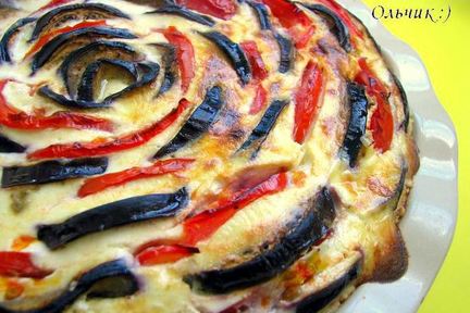 Творожный киш с баклажанами и томатами