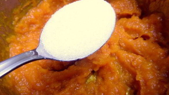 ШАГ 2. тыквенный курд со смородиновым желе